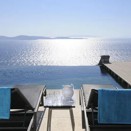 Bluebird Sunbird Villa Mykonos Town